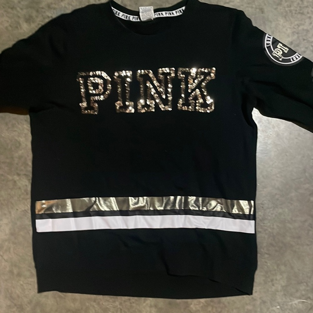 Black pink sweatshirt